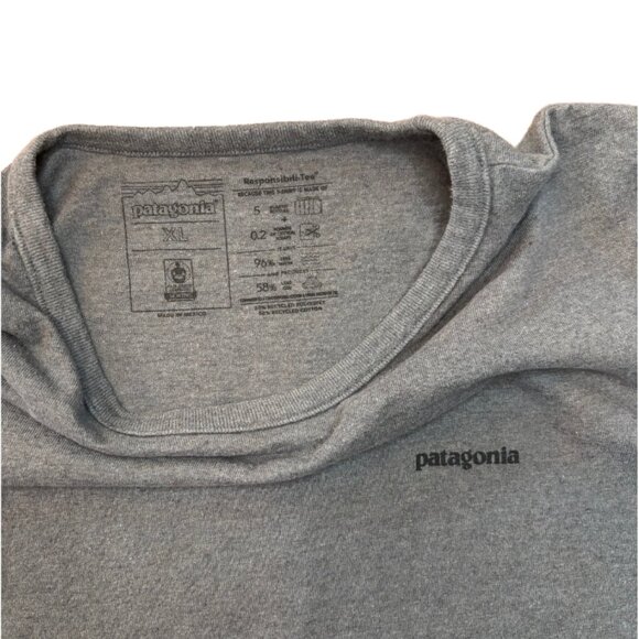 Patagonia P-6 Logo Responsibili-Tee Long Sleeve T Shirt Grey Women's Size XL - Picture 4 of 6